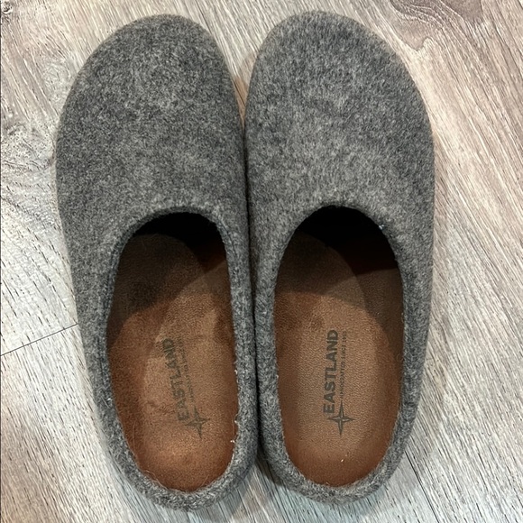 Eastland Gray Wool Slip-On Slippers - Picture 1 of 3